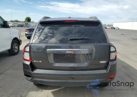 2016 Jeep Compass Latitude z USA, uszkodzony, nr VIN 1C4NJDEB7GD637930